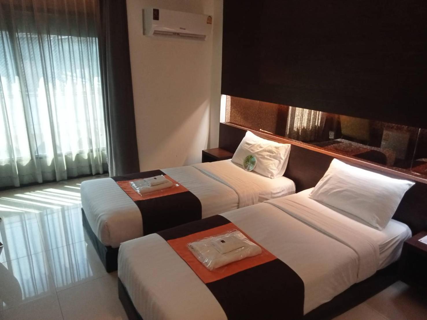 Collection O The Bangkok Airport Link Suite Bagian luar foto