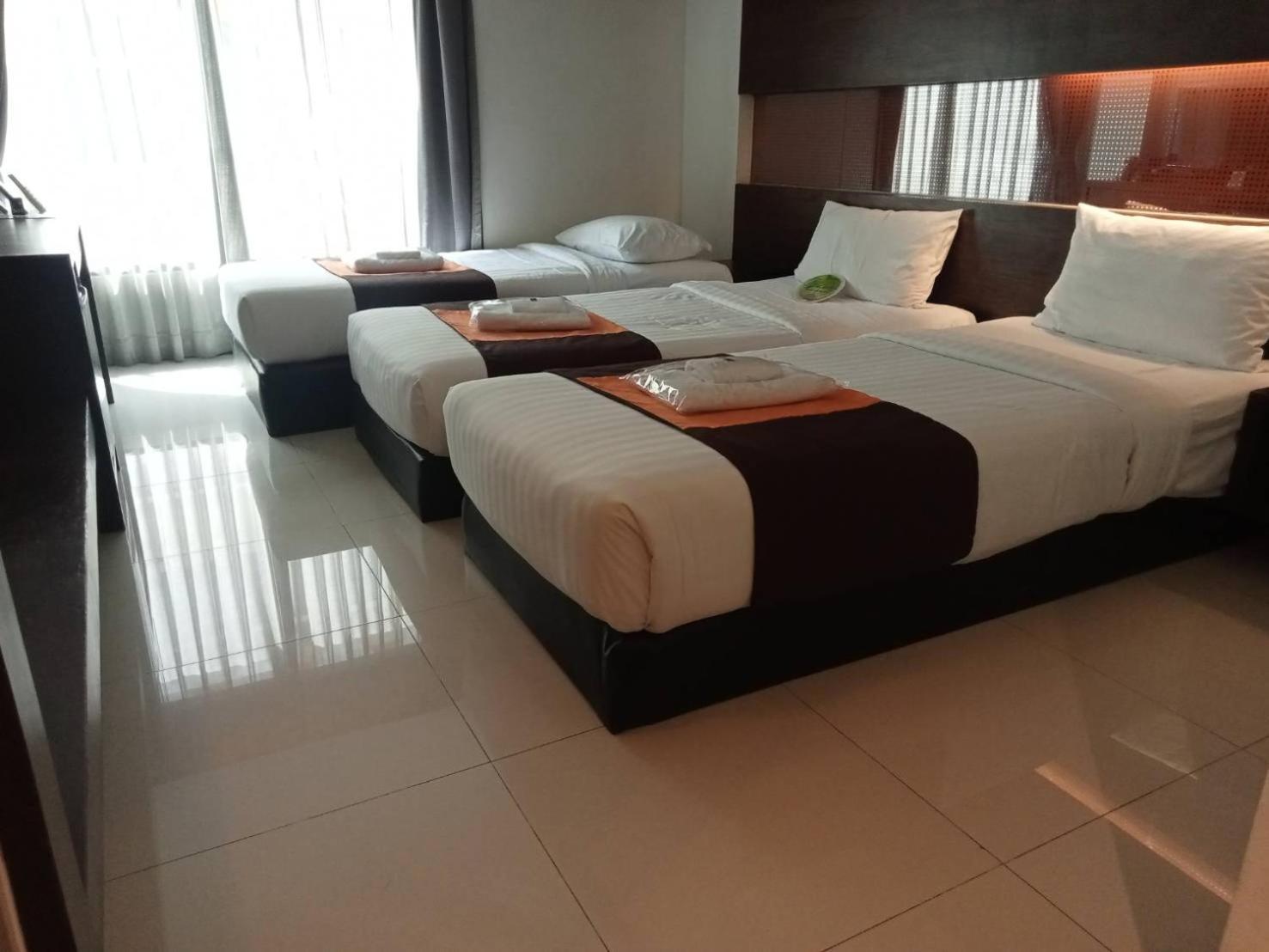 Collection O The Bangkok Airport Link Suite Bagian luar foto
