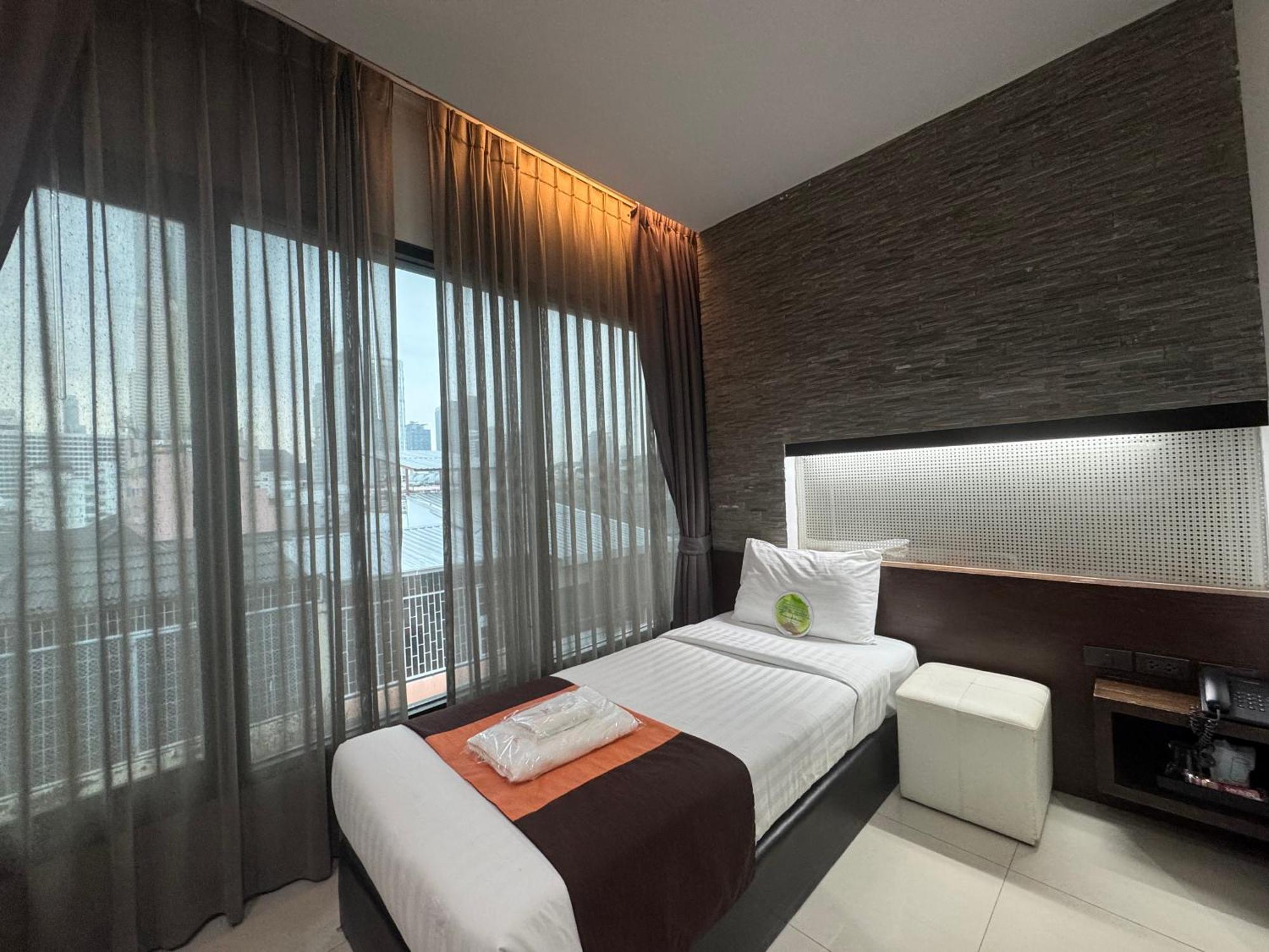 Collection O The Bangkok Airport Link Suite Bagian luar foto