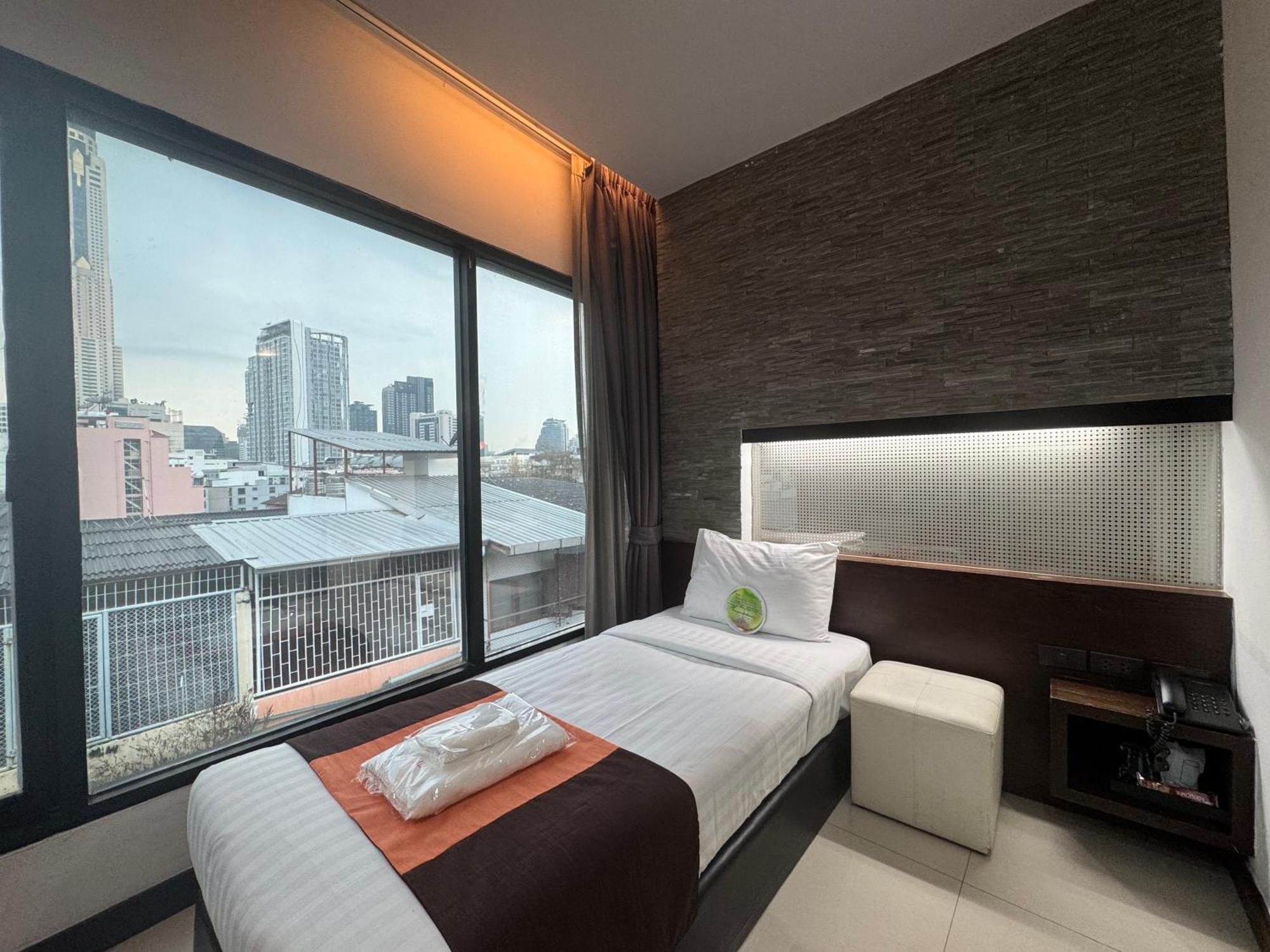 Collection O The Bangkok Airport Link Suite Bagian luar foto