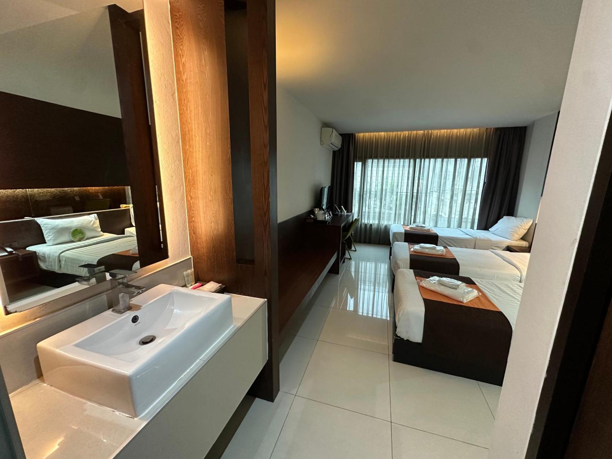 Collection O The Bangkok Airport Link Suite Bagian luar foto