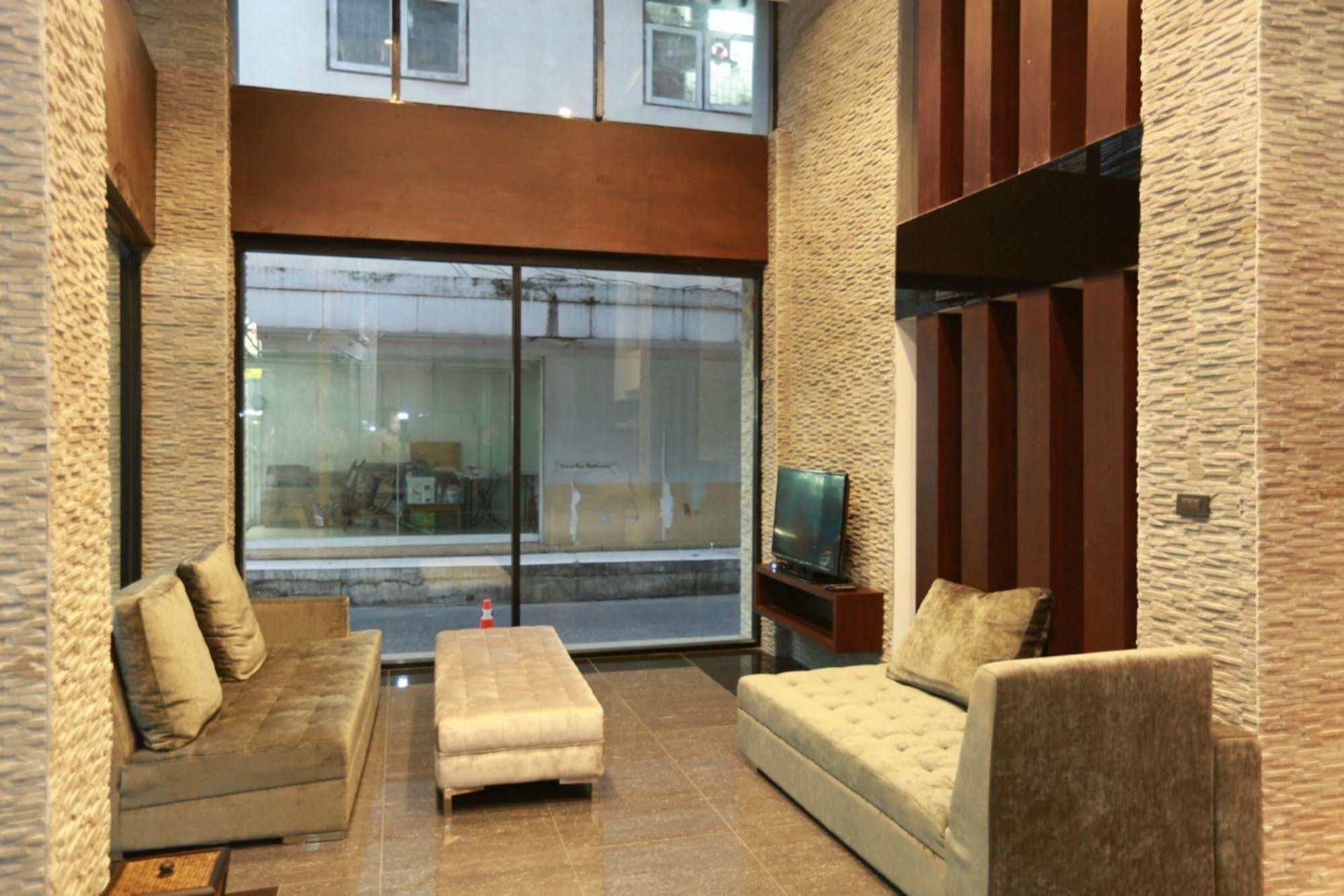 Collection O The Bangkok Airport Link Suite Bagian luar foto