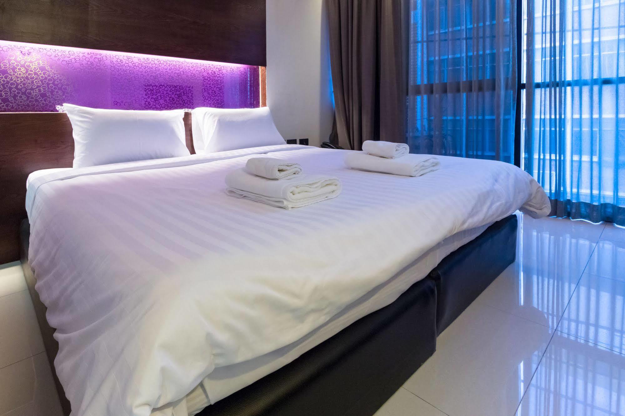 Collection O The Bangkok Airport Link Suite Bagian luar foto